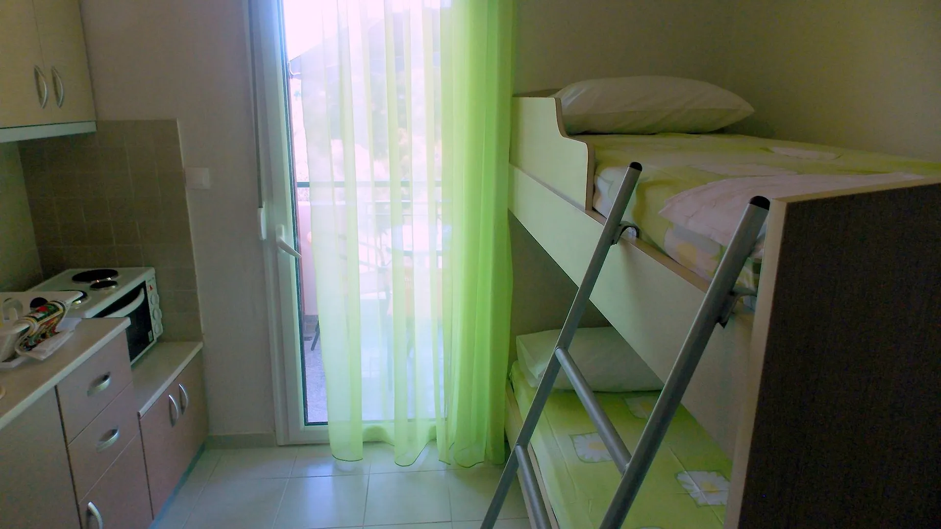Nikos Apartments Sithonia 0*,